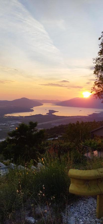 Vujas Village Pleasure Kotor Dış mekan fotoğraf