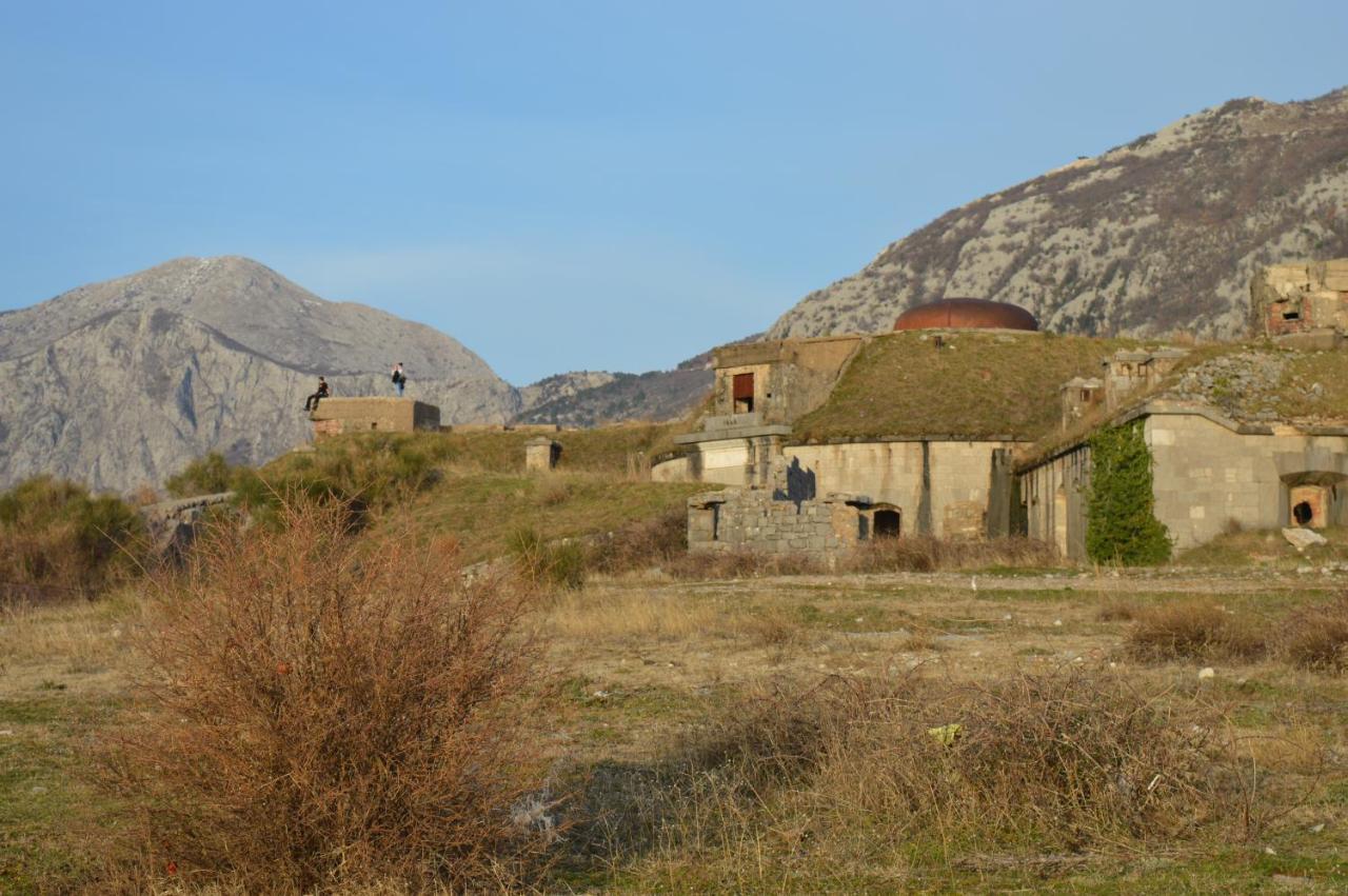 Vujas Village Pleasure Kotor Dış mekan fotoğraf
